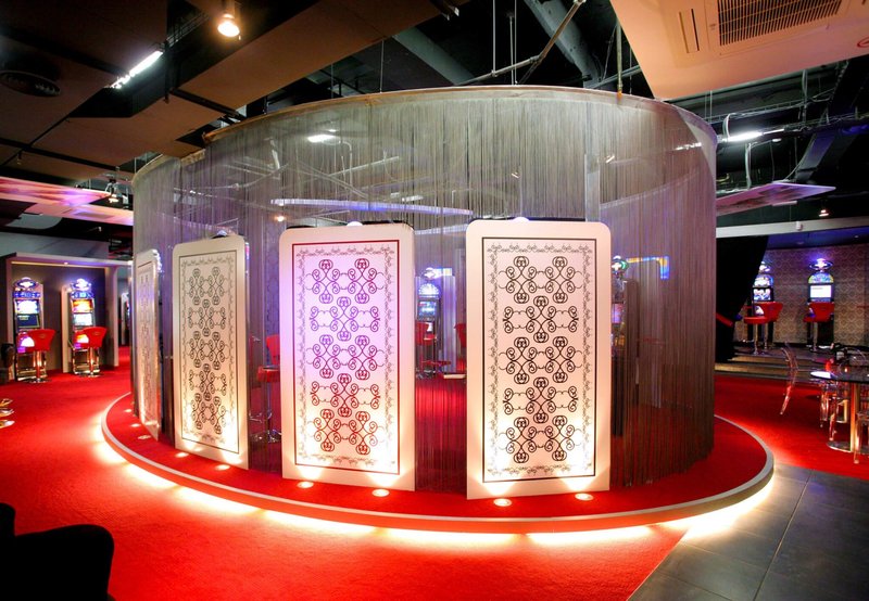 Realz casino recensioni a Italy